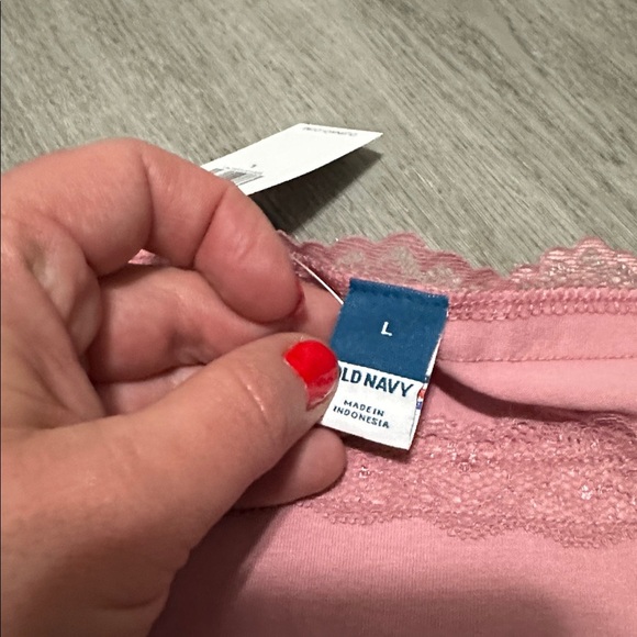 NWT Old Navy  Pink Lace off the shoulder Tee size Large - Picture 3 of 13